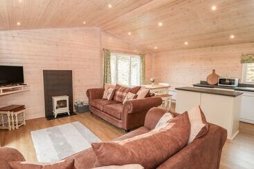 Thorntree Lodge