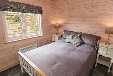 Thorntree Lodge