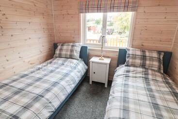 Thorntree Lodge