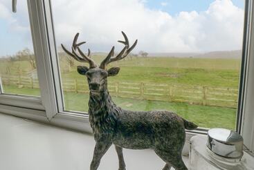 Tidkinhow Farm
