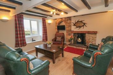 Tidkinhow Farm