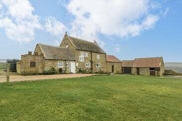 Tidkinhow Farm