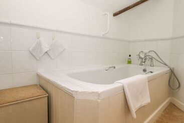 Woodend Annexe