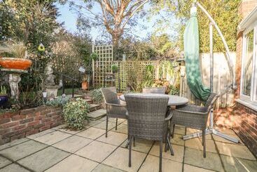 Woodend Annexe