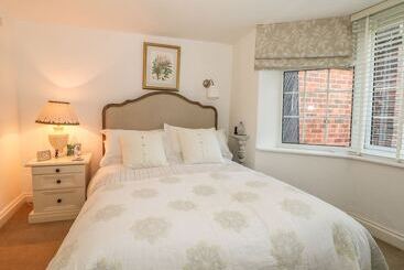 Woodend Annexe