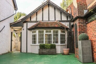 Woodend Annexe