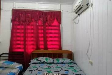 Hostal Los Primos Hostel