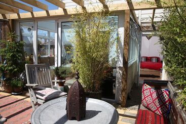 تختخواب و صبحانه Driftwood Beach House