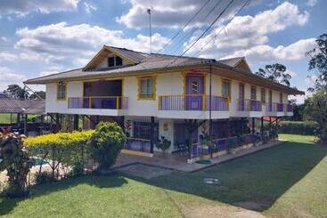 تختخواب و صبحانه Finca Tradicional La Colonia