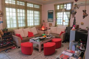 تختخواب و صبحانه Yilan Real Fun Homestay