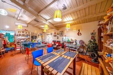 تختخواب و صبحانه Yilan Real Fun Homestay