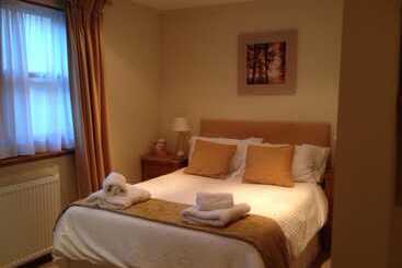Chapel Of Barras Farm Bed & Breakfast