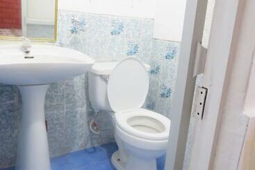 Cholo S House Hostel