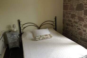 Cunda Has Konak Otel