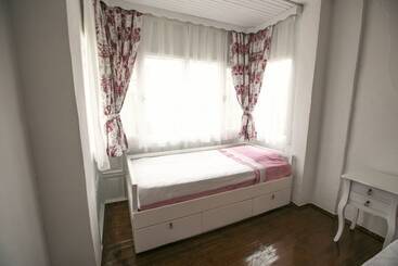 هتل Aisem By Hire Alacati