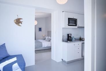هتل Casa Limnionari Beach House