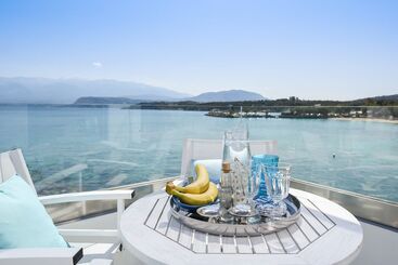 هتل Casa Limnionari Beach House