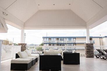 호텔 Desert Sand Resort
