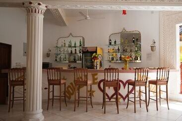 هتل Double Heart Malindi Resort