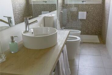 هتل Lodge Rocas Del Plata