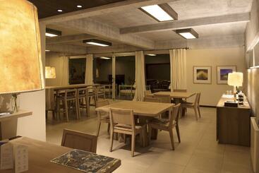 هتل Lodge Rocas Del Plata