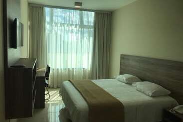 هتل Resende Inn