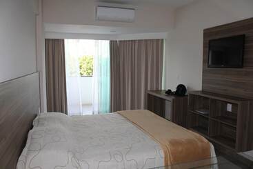 هتل Resende Inn