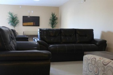 هتل Resende Inn