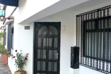 پانسیون Casa De Hospedaje Vivaio