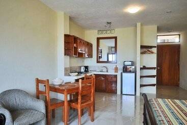 پانسیون Galeodan Suites