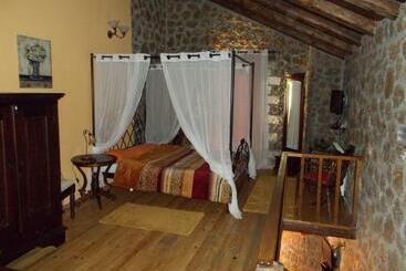 پانسیون Theasis Suites ορεινή φιλοξενία