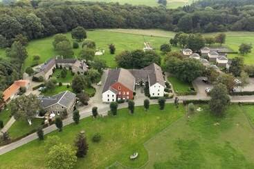 استراحتگاه Bungalowpark Landsrade