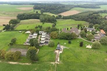 استراحتگاه Bungalowpark Landsrade