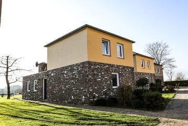 استراحتگاه Bungalowpark Landsrade