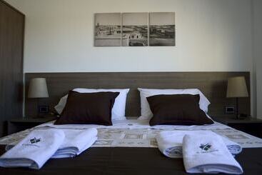 Xv Apartamentos