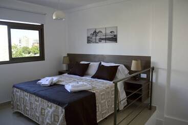 Xv Apartamentos