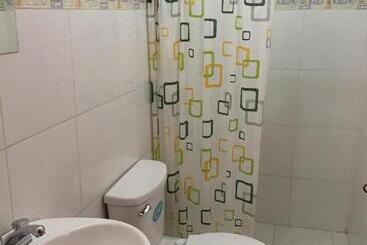 Общежитие Hostal Rodinn