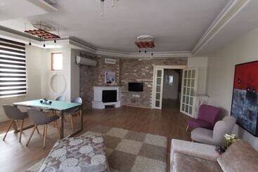 Arya Suites