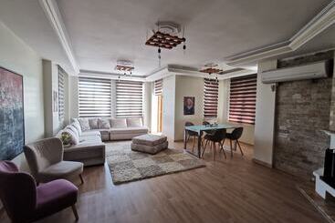 Arya Suites