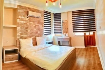Arya Suites