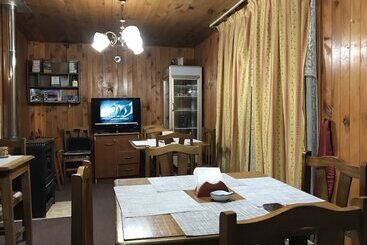 Hostal Arrayanes Del Lago