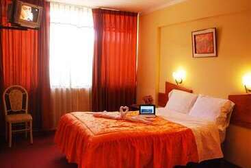 هتل America Inn Puno