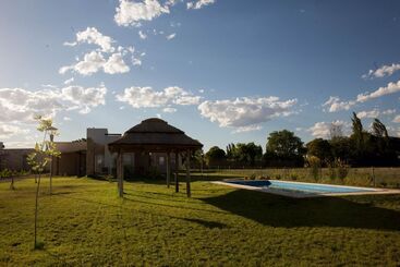 هتل Azalea Luxury Lodge