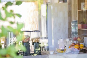هتل Azalea Luxury Lodge