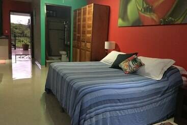 هتل Bluebay Bugenvil Lake Lodge