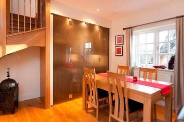 هتل Dbs Serviced Apartments   The Delven