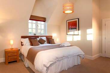 هتل Dbs Serviced Apartments   The Delven