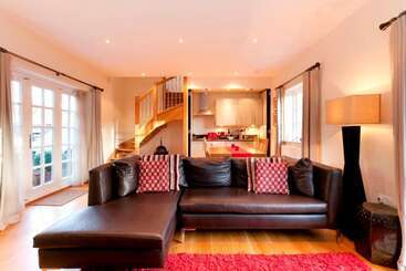 هتل Dbs Serviced Apartments   The Delven