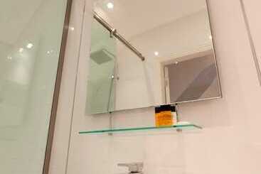 هتل Dbs Serviced Apartments   The Delven