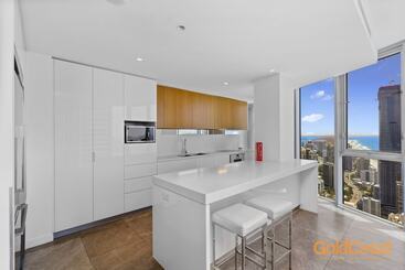 هتل Gold Coast Private Apartments